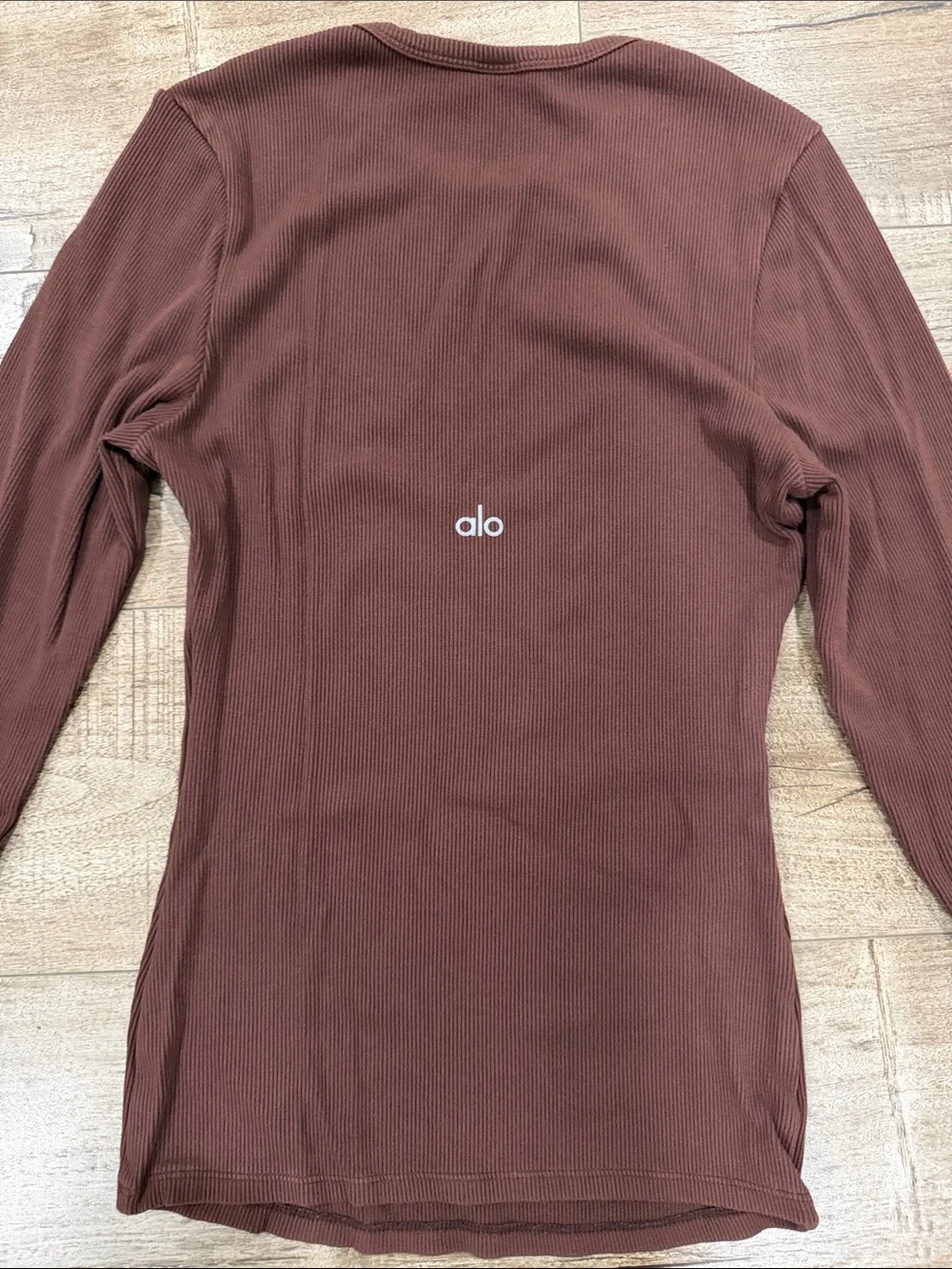 ALO Yoga Long Sleeve Crew Top in Chocolate Brown